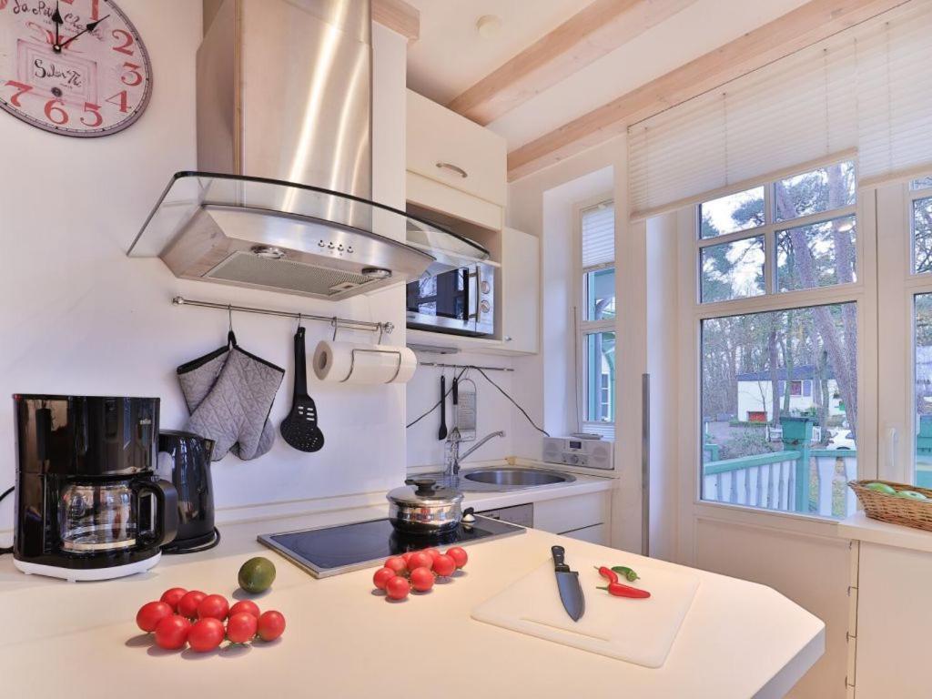 Landhaus Victoria, Schwan ボルテンハーゲン エクステリア 写真