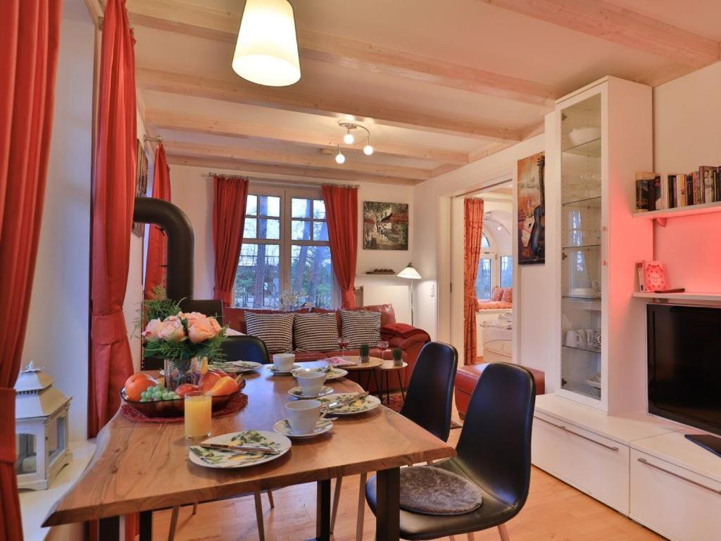 Landhaus Victoria, Schwan ボルテンハーゲン エクステリア 写真