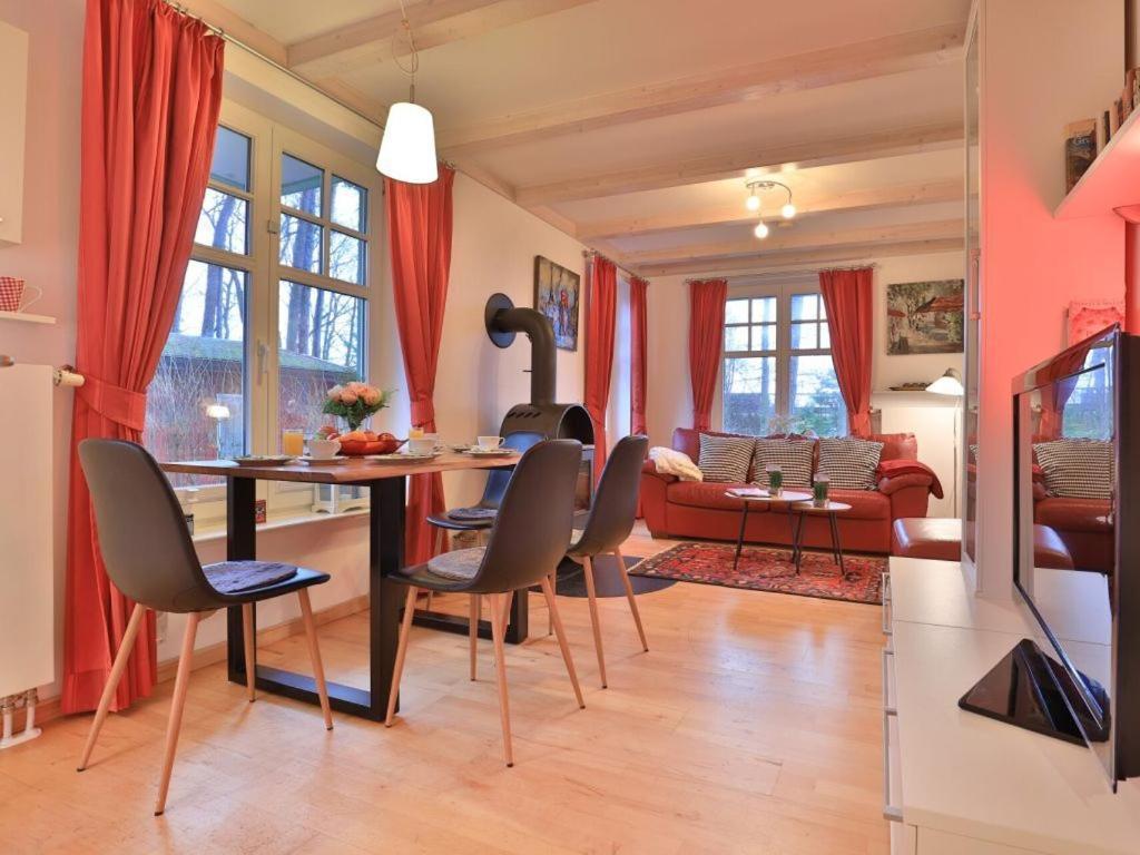 Landhaus Victoria, Schwan ボルテンハーゲン エクステリア 写真