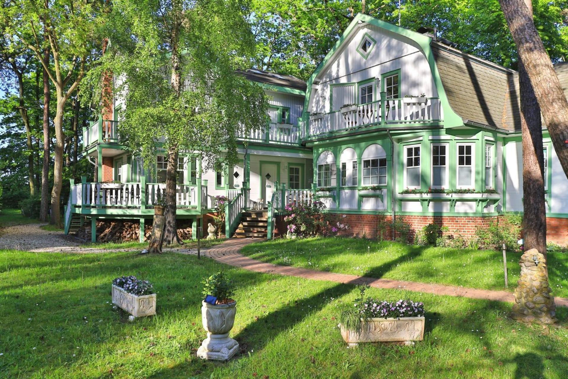 Landhaus Victoria, Schwan ボルテンハーゲン エクステリア 写真